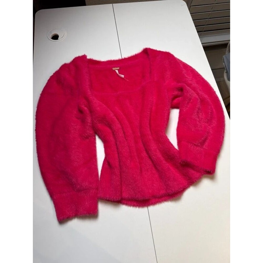 Free People pink cozy sweater